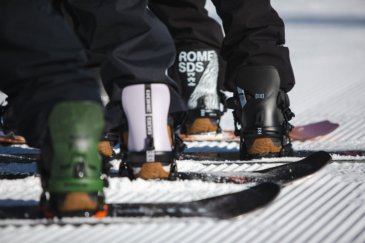 სნოუბორდის სამაგრი