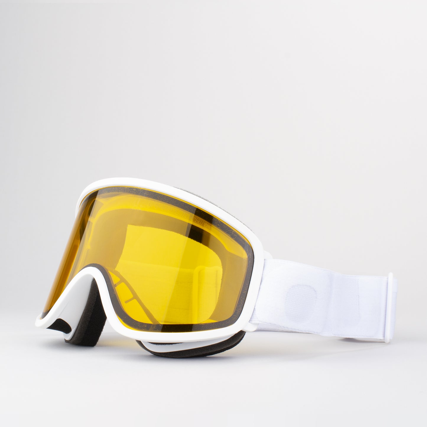 OUT OF - Flat White Persimmon