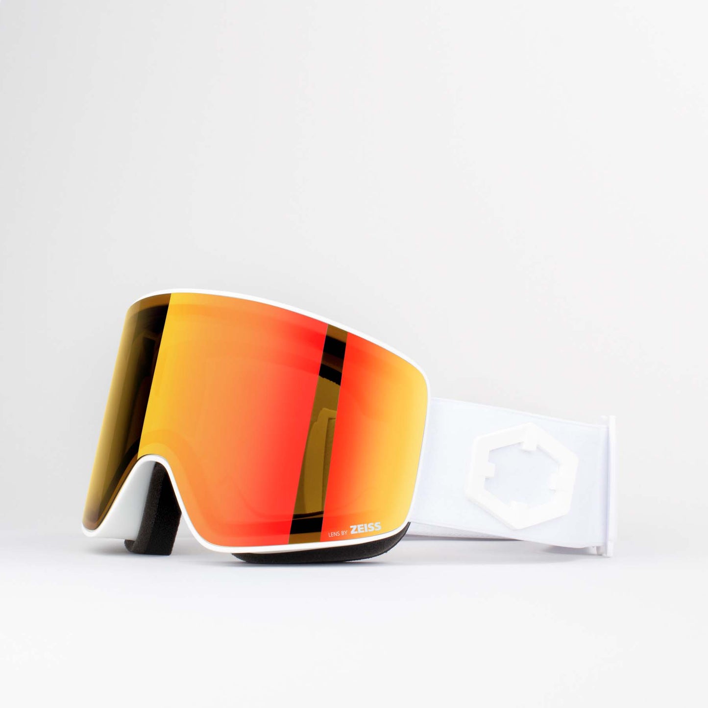 OUT OF - Void White Red MCI