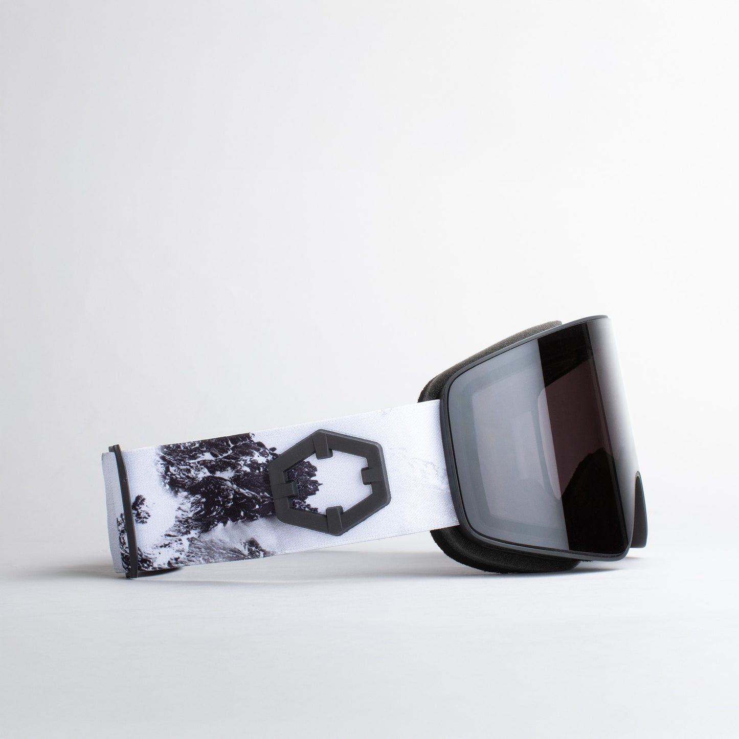 OUT OF - Bio Project Mountain Smoke